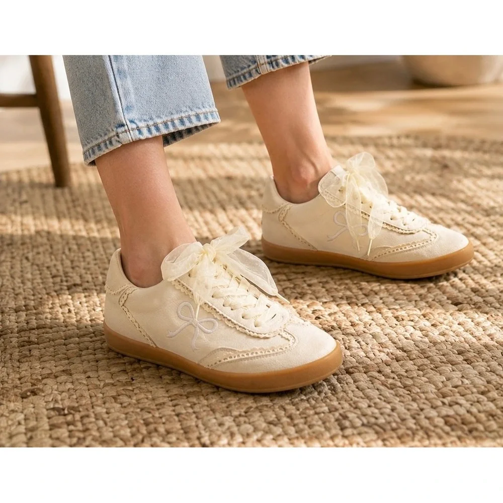 Women's Size 9 Coquette Balletcore Bow Lace Cottagecore Sneakers Cream